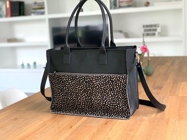 "Mommy/work/laptop bag" in black x Pebbles.( Also available in other colors or prints. - Image 27