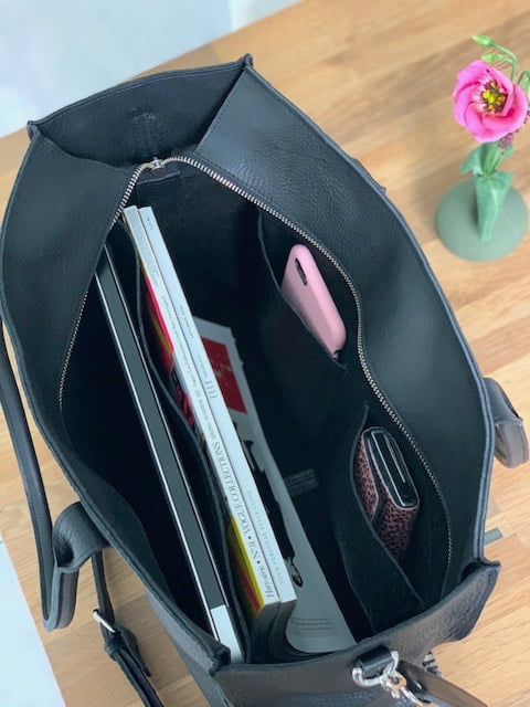 "Mommy/work/laptop bag" in black x Pebbles.( Also available in other colors or prints. - Image 3