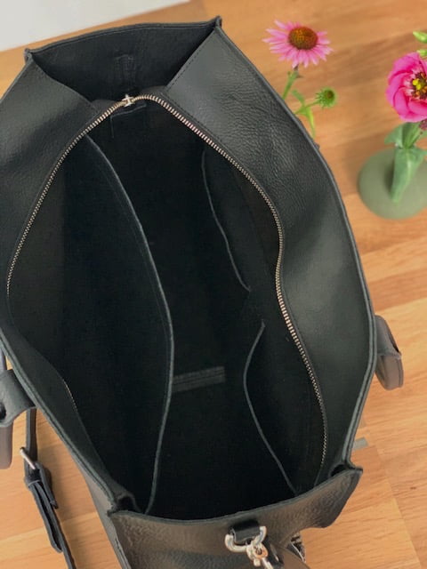 "Mommy/work/laptop bag" in black x Pebbles.( Also available in other colors or prints. - Image 11