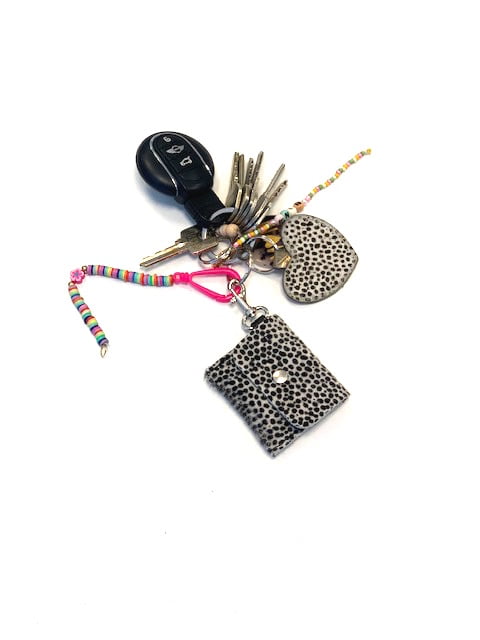 Mini keychain bag.( Also available in other colors or prints.) - Image 9