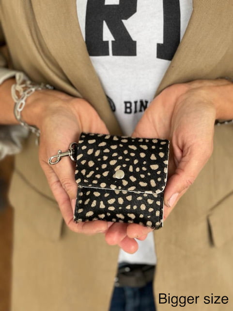 Mini keychain bag.( Also available in other colors or prints.) - Image 4