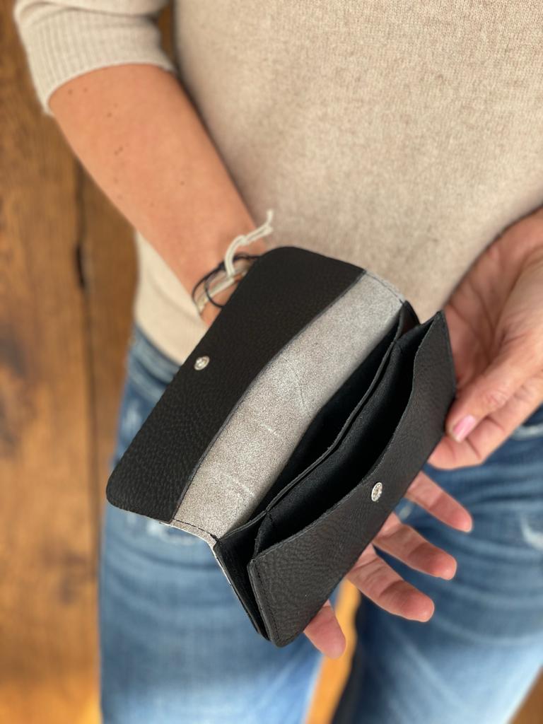 Phoebe wallet customized.( Also available in other colors or prints.) - Image 3