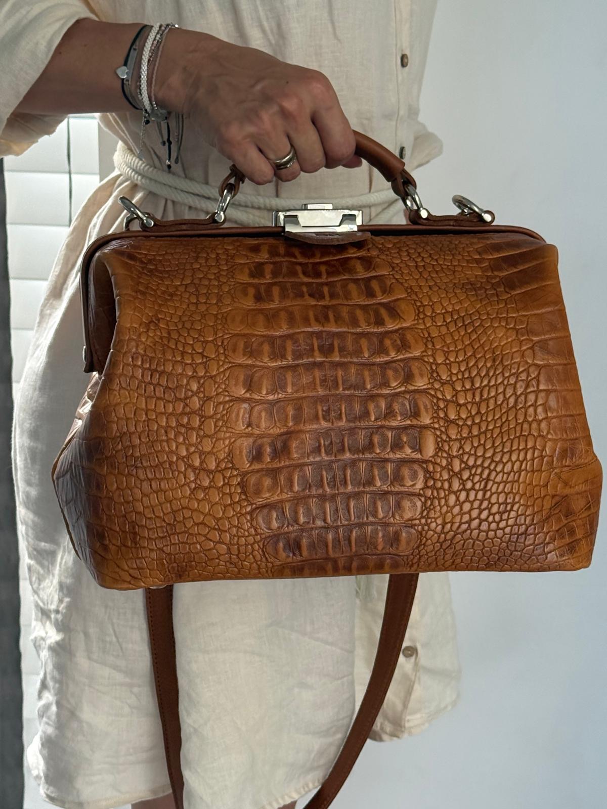 The "Remedy'' mid size - Image 10