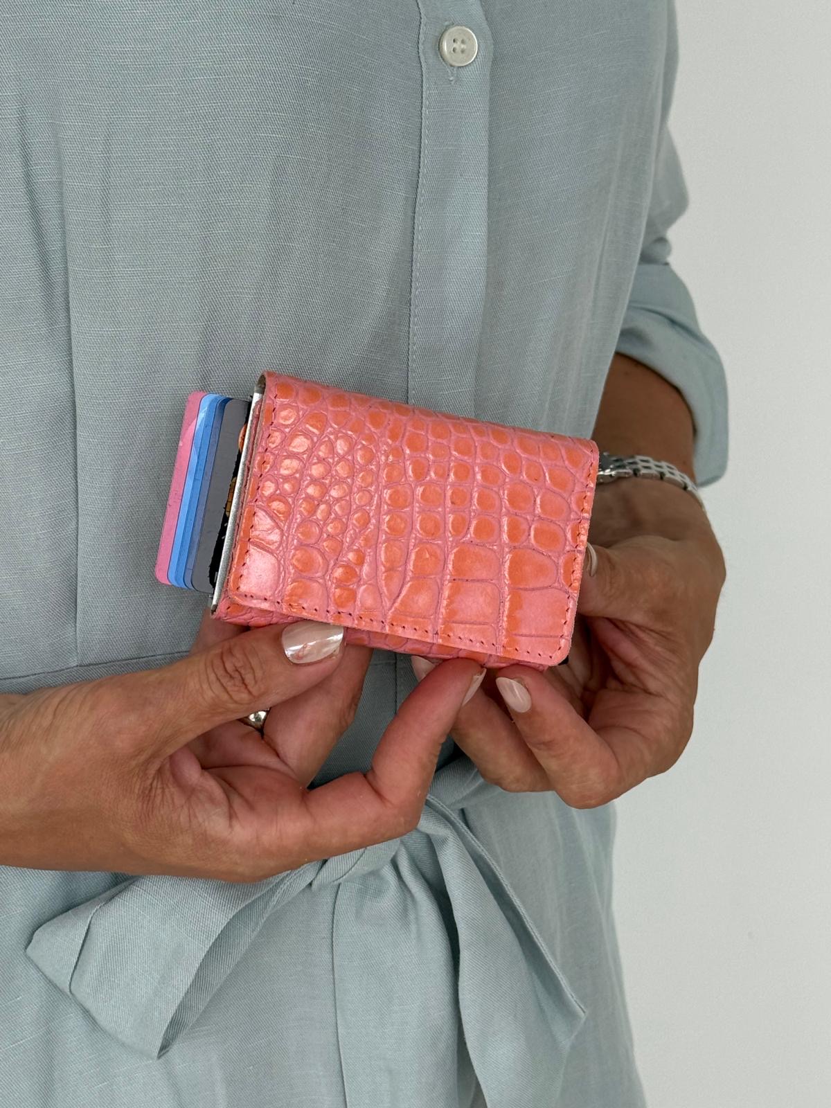 Hide & Seek (zipper) Croco Pink