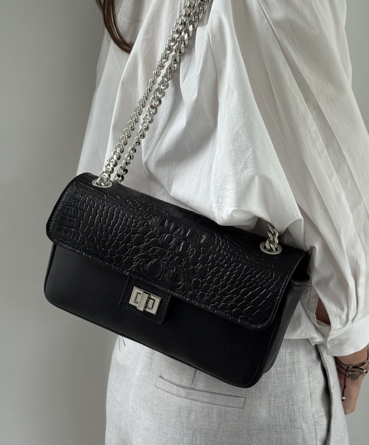 The Velvet (Leather) ( Also available in other colors & prints)